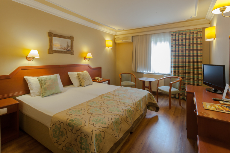 Bedroom 3, Boyuguzel Termal Hotel, Osmangazi