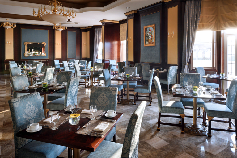 Al Aziziyah Boutique Hotel - Food & Drinks