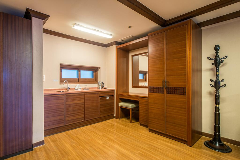 Bathroom 4, Osaek Greenyard Hotel, Yangyang