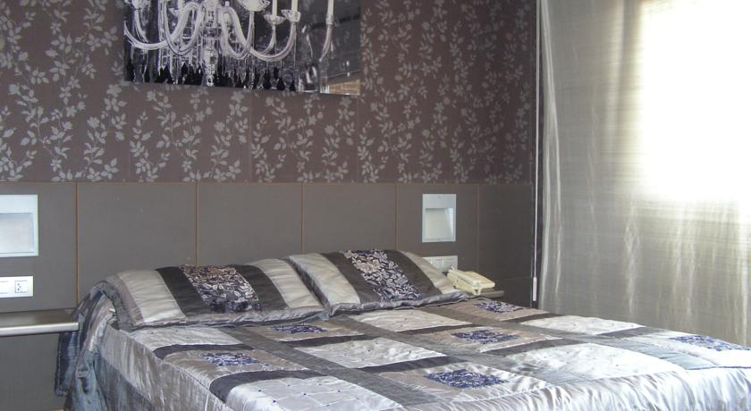 Bedroom 3, Hotel Area Serrano, Burgos