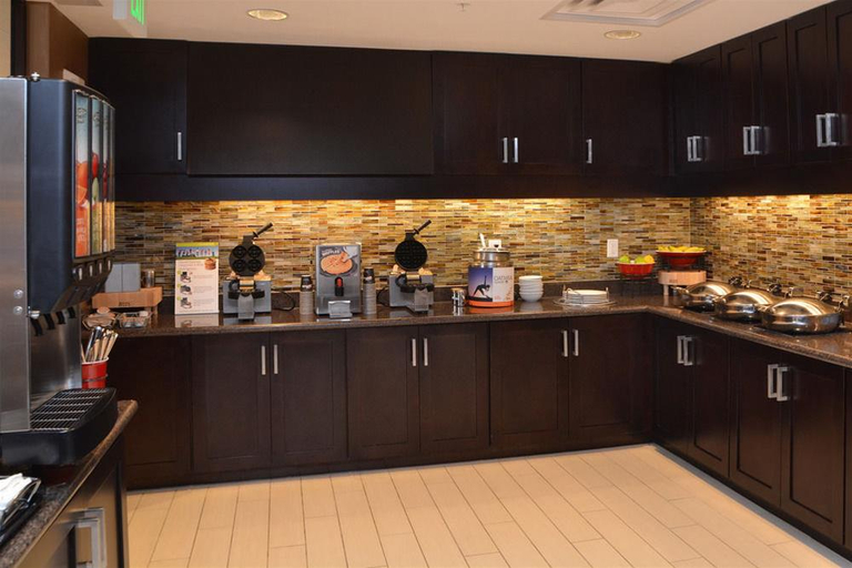 Food & Drinks 5, Residence Inn Akron Fairlawn, Summit