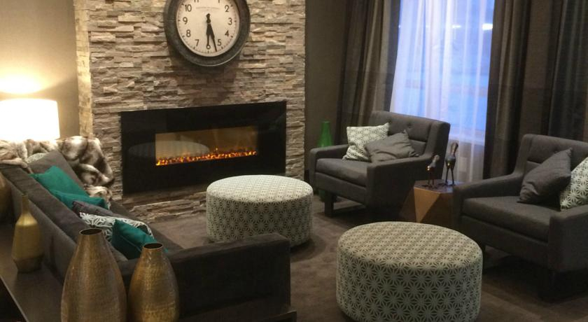 Public Area 2, Sandman Hotel Oakville, Halton