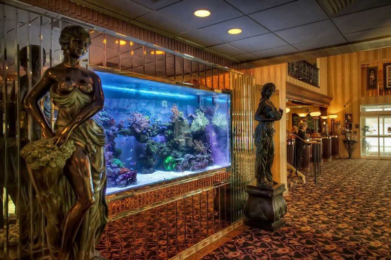 Public Area 3, Garden Place Hotel, Erie