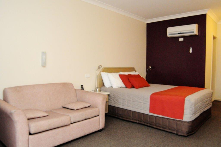 Bedroom 28