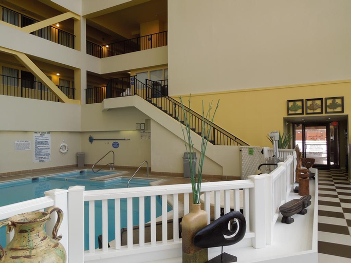 Atrium Resort, Virginia Beach