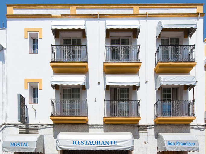 Exterior & Views, Hostal San Francisco, Badajoz
