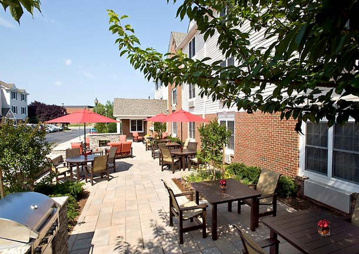 Food & Drinks 5, TownePlace Suites Dulles Airport, Loudoun