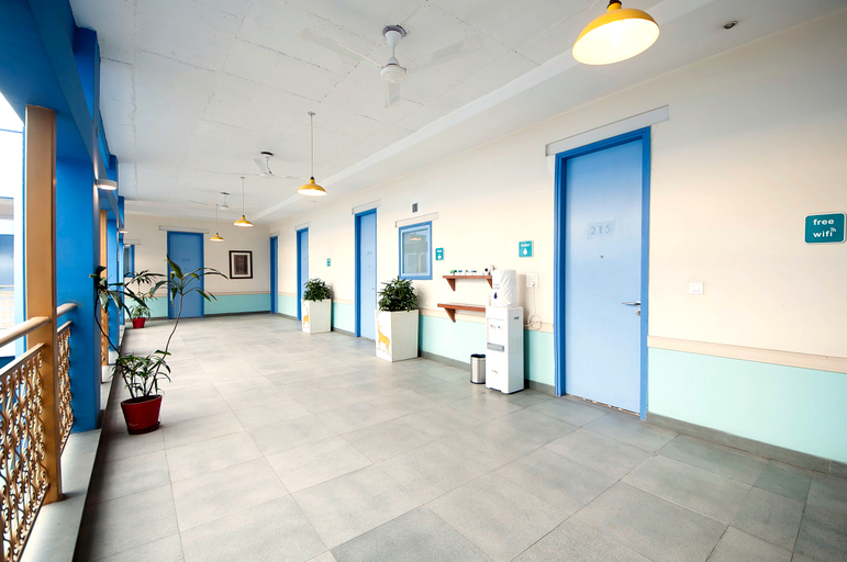 Public Area 2, Bloom Boutique - Signature Towers, Gurgaon