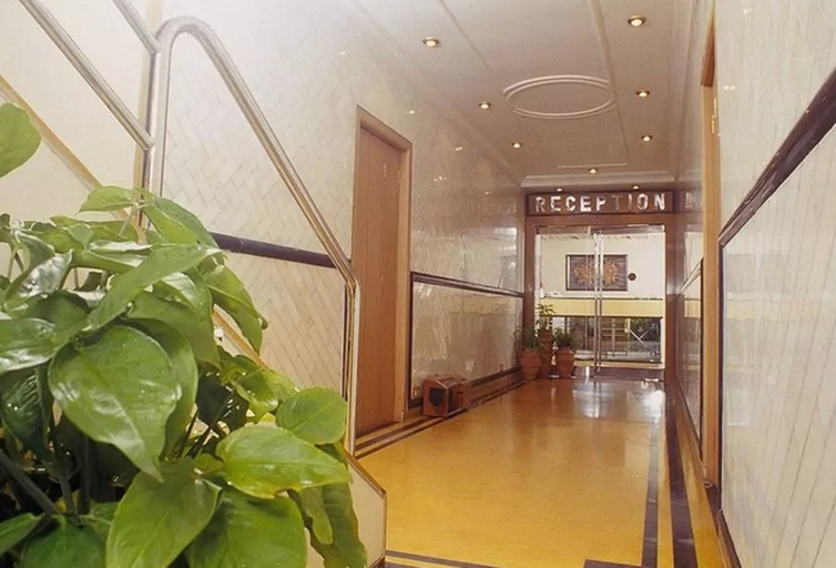 Public Area, Hotel Midland - Hostel, Mumbai Suburban