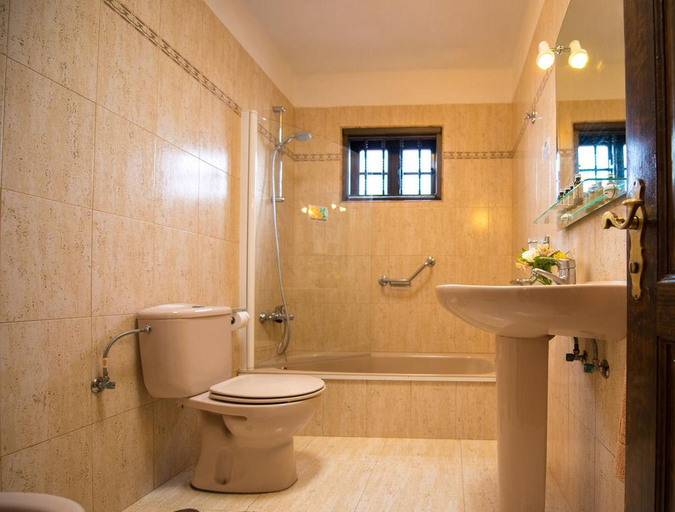 Bathroom, Las Casitas, Las Palmas