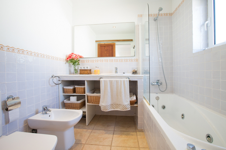 Bathroom 4, Celet Apartment, Baleares