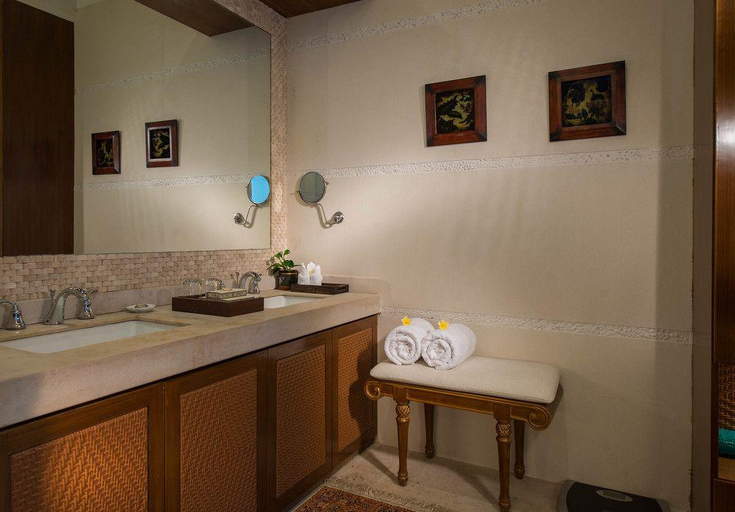 Bathroom, Global Migratory Birds Resort Hotel (Huidong Golf), Huizhou