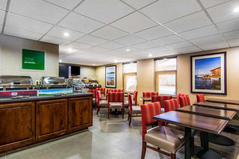 Public Area 3, Quality Inn, Newport News