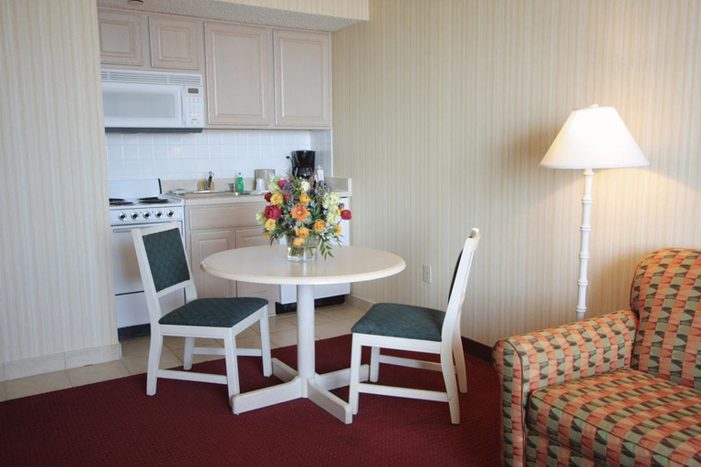 Exterior & Views 2, The Barclay Towers Resort Hotel, Virginia Beach
