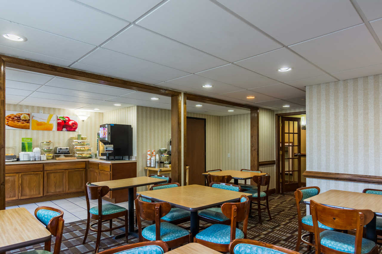 Public Area 2, Quality Inn, Newport News