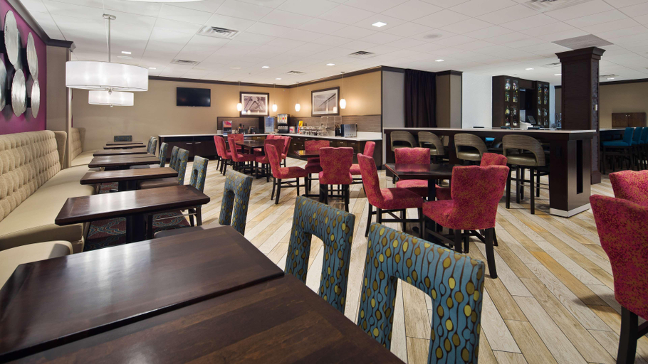 Public Area 3, Kingston Regency Inn, Ulster