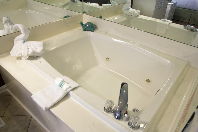 Bathroom, Plantation Resort of Myrtle Beach, Horry