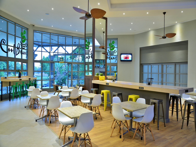Food & Drinks 5, Cresta Lodge Harare, Harare