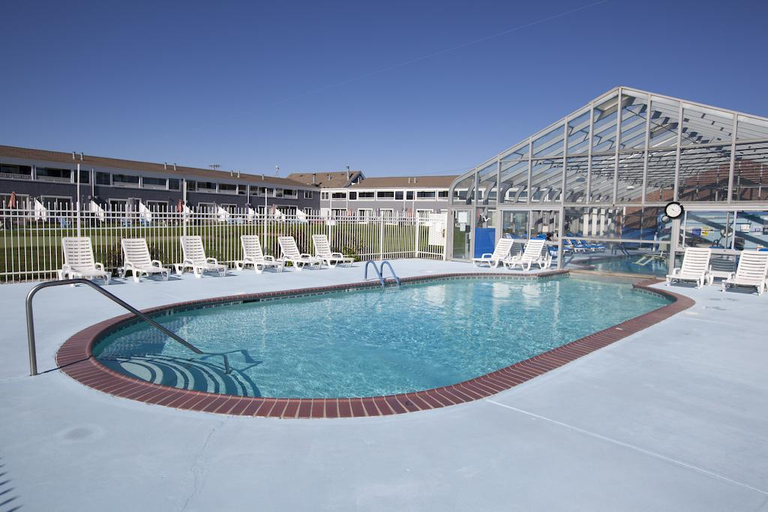 Sport & Beauty 5, The Edgewater Beach Resort, Barnstable