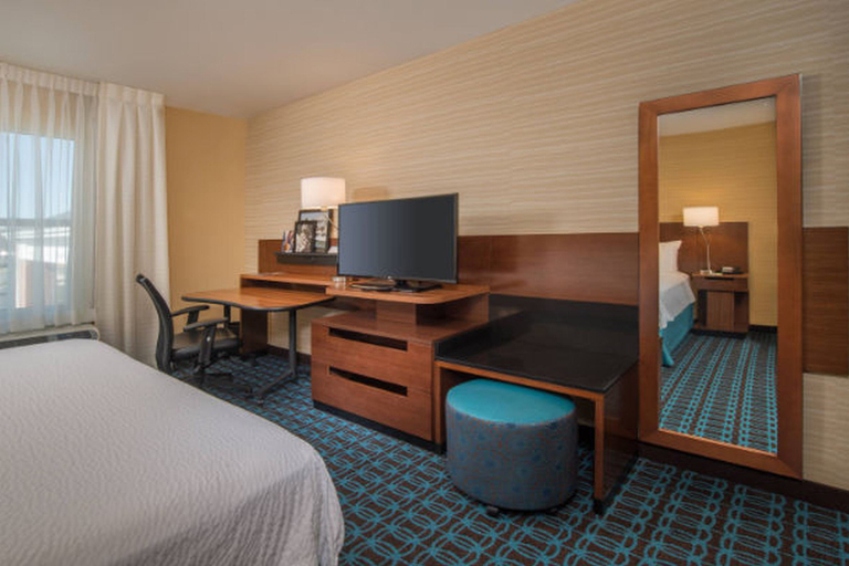 Bedroom 3, Fairfield Inn & Suites Easton, Talbot