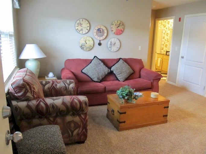 Public Area, Stonebridge Village Resort, Stone