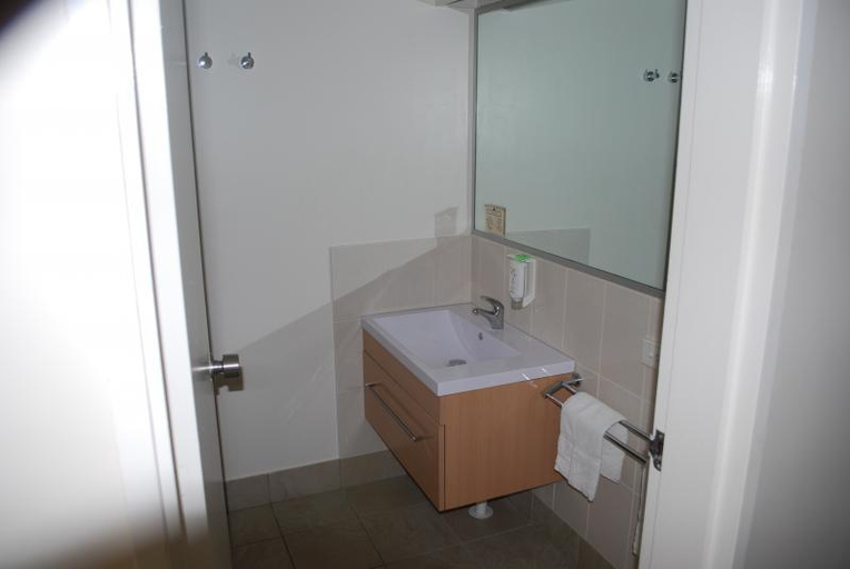 Bathroom 4, Hume Inn Motel Albury CBD, Albury