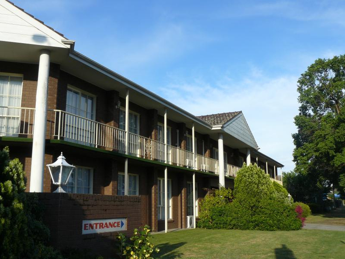 Exterior & Views 2, Australia Park Motel, Albury
