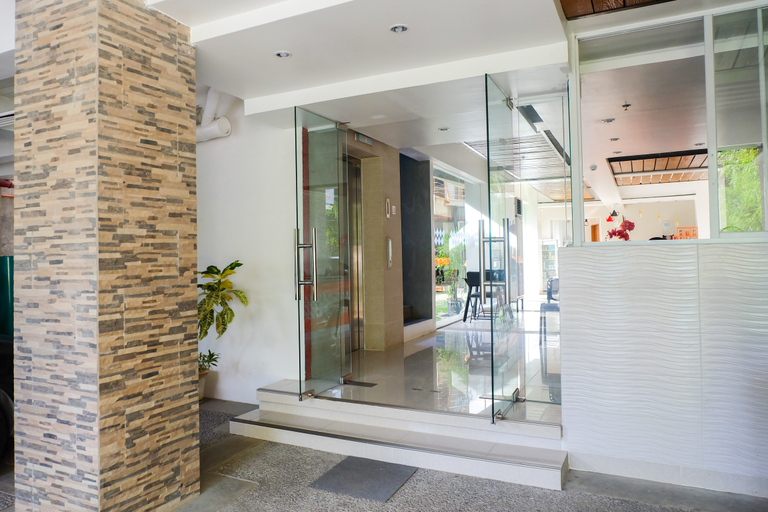 Public Area 2, Chambre Hotel Mactan, Lapu-Lapu City