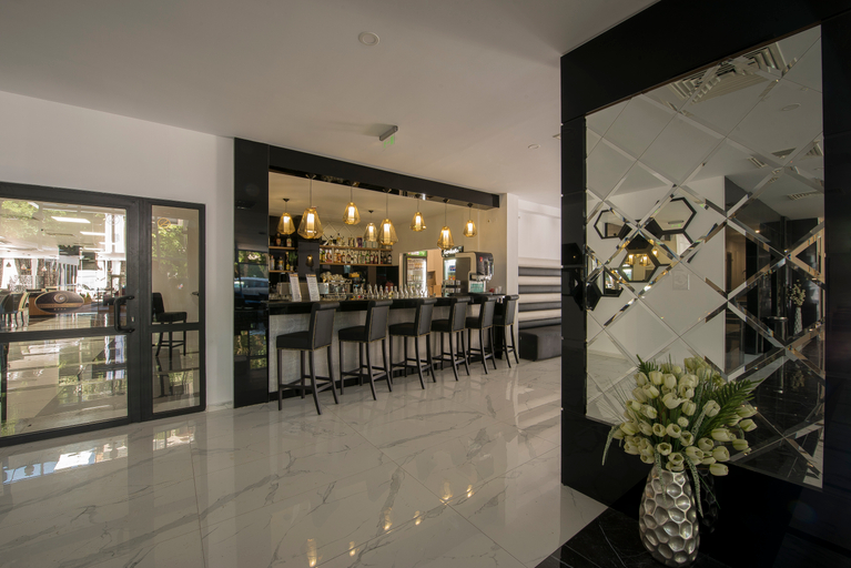 Public Area 4, Prestige Deluxe Hotel Aquapark Club, Varna