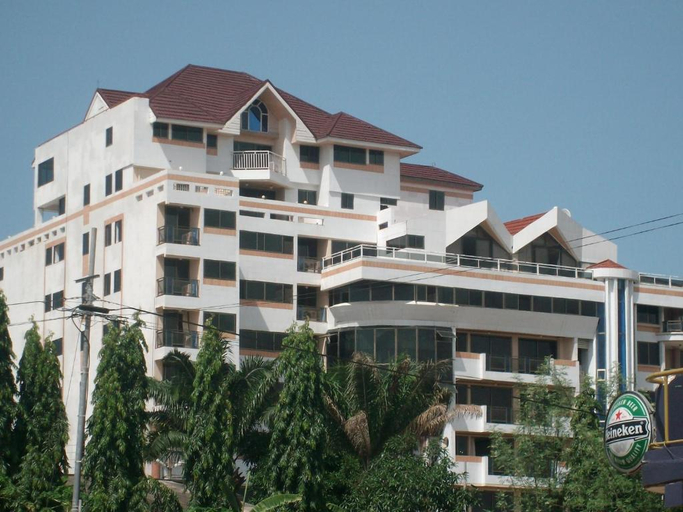 Exterior & Views, Paintsiwaa Wangara Apartments, Accra