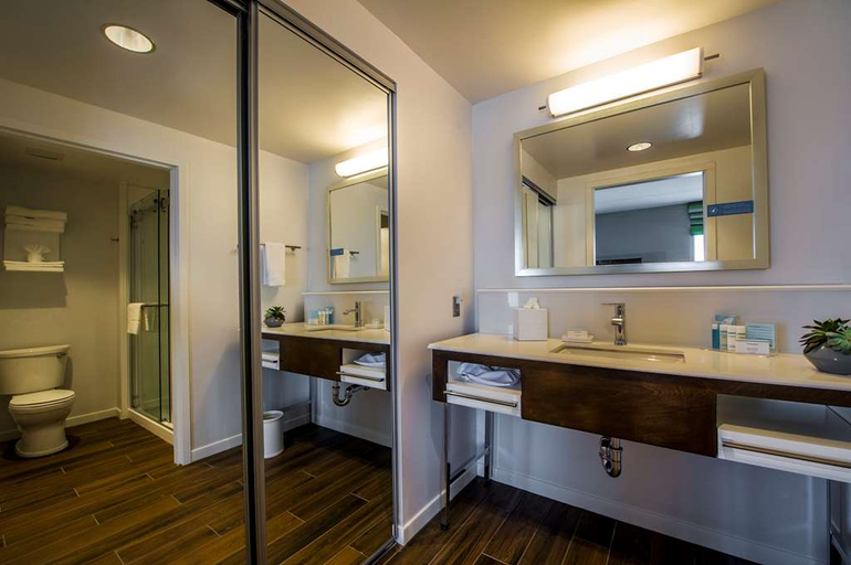 Exterior & Views 2, Hampton Inn & Suites Foxborough -Mansfield, Foxborough