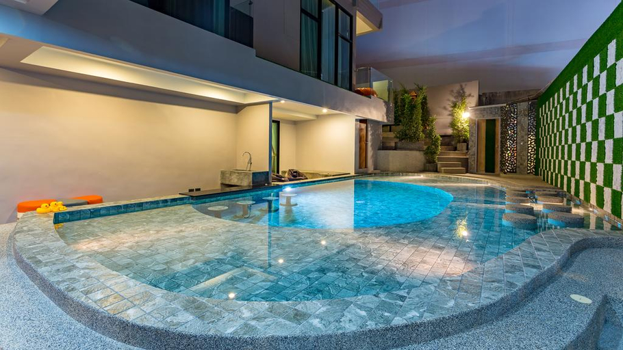 Sport & Beauty 2, Oneloft Hotel, Phuket Island