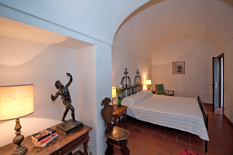Bedroom 3, Villa Magenta, Salerno