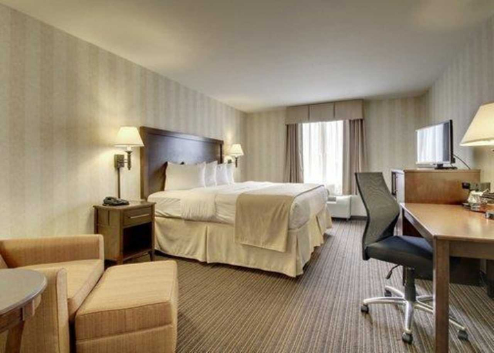Bedroom 4, Quality Inn & Suites Quincy - Downtown, Adams