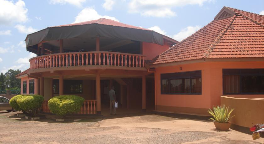 Wal Ville Suites, Gulu