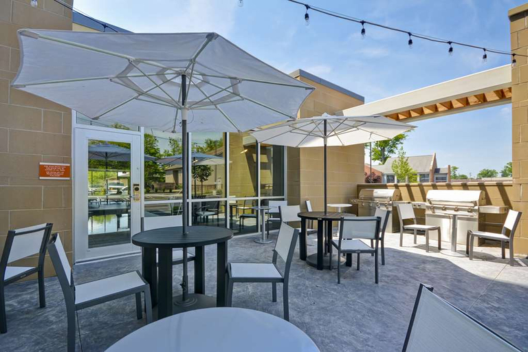 Exterior & Views 2, Home2 Suites By Hilton Blue Ash Cincinnati, Hamilton