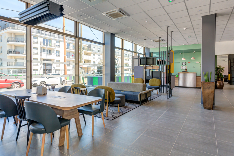 Public Area 3, B&B HOTEL Paris Sud Châtenay Malabry, Hauts-de-Seine