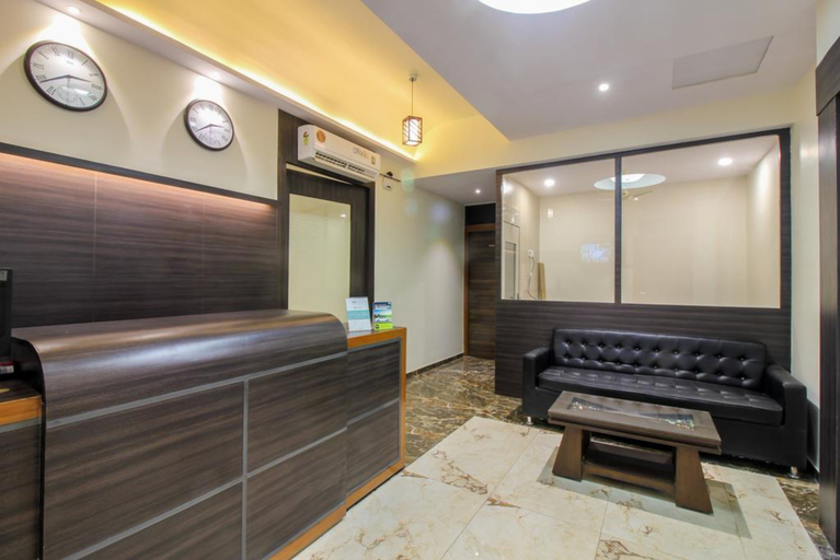 Public Area 2, FabHotel Aksa International, Mumbai Suburban