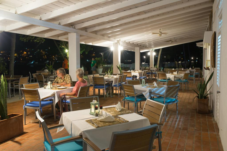 Food & Drinks 4, Bequia Plantation