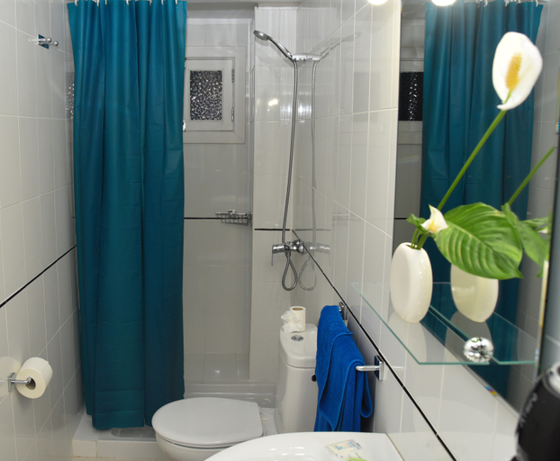 Bathroom 5, Hostal San Gines, Las Palmas