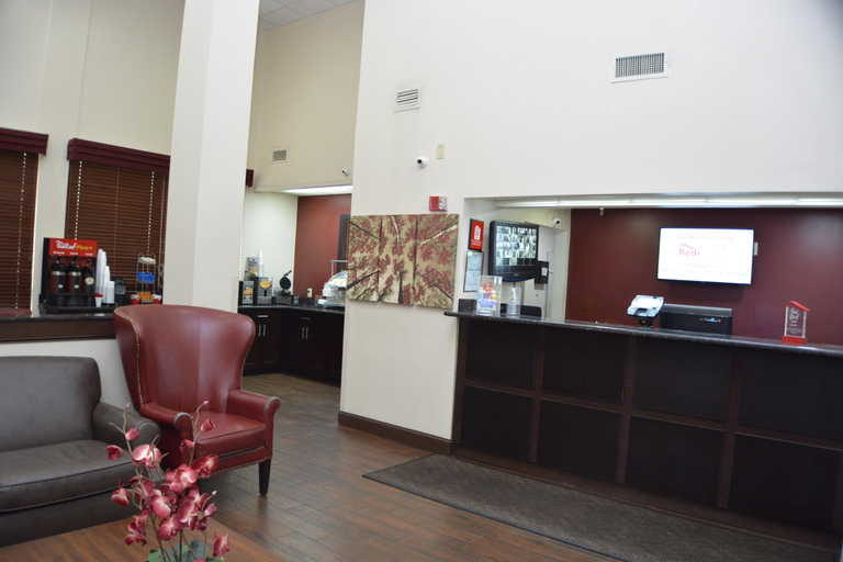 Public Area 2, Red Roof PLUS+ & Suites Chattanooga - Downtown, Hamilton