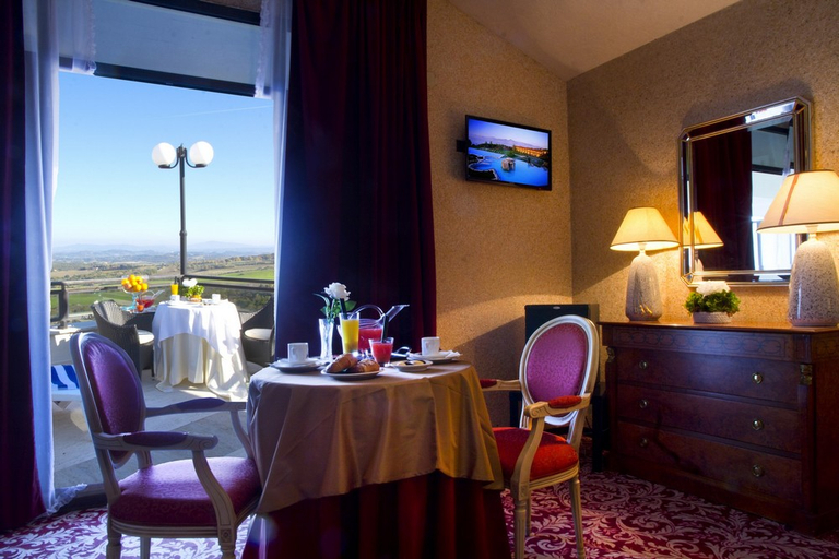Food & Drinks 4, GRAND HOTEL LE FONTI, Siena
