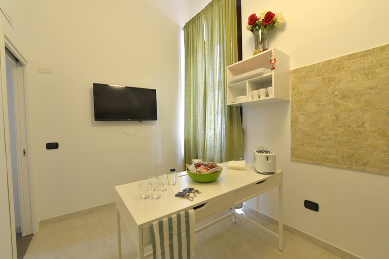 Bedroom 3, Angioino Rooms, Napoli