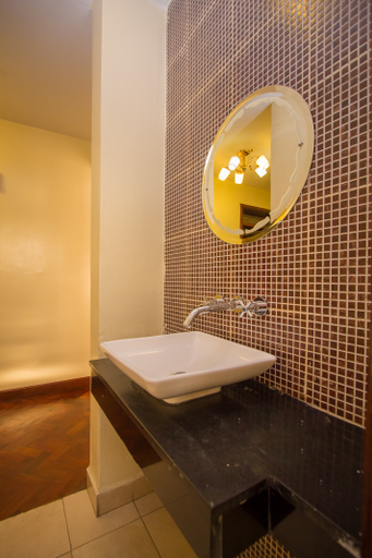 Bathroom 4, Stay.plus Chiyumba Apartment, Dagoretti North