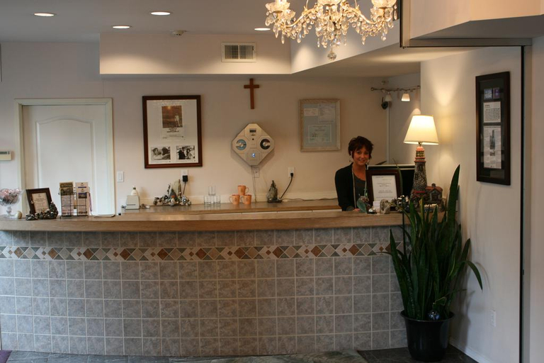Public Area 2, Tides Inn & Suites, Jefferson