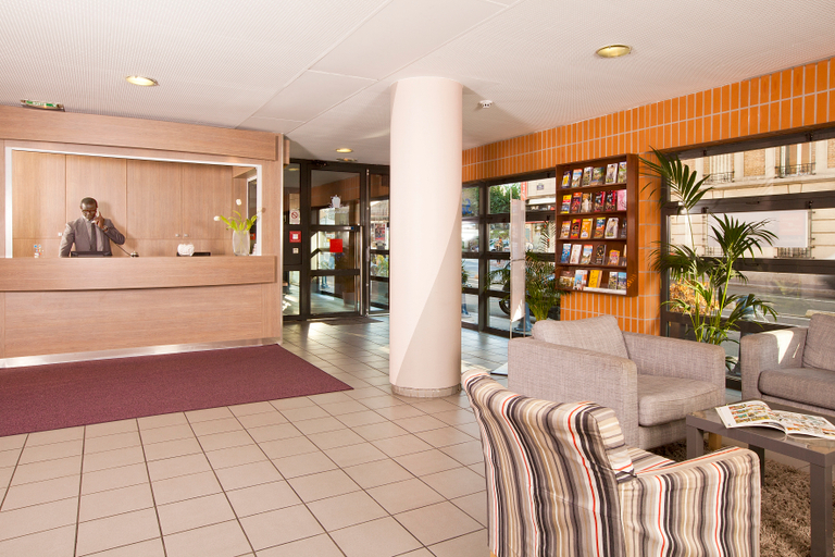 Public Area 2, Sejours & Affaires Montreuil, Seine-Saint-Denis