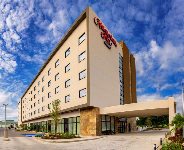 Exterior & Views 2, Hampton Inn by Hilton Piedras Negras, Piedras Negras