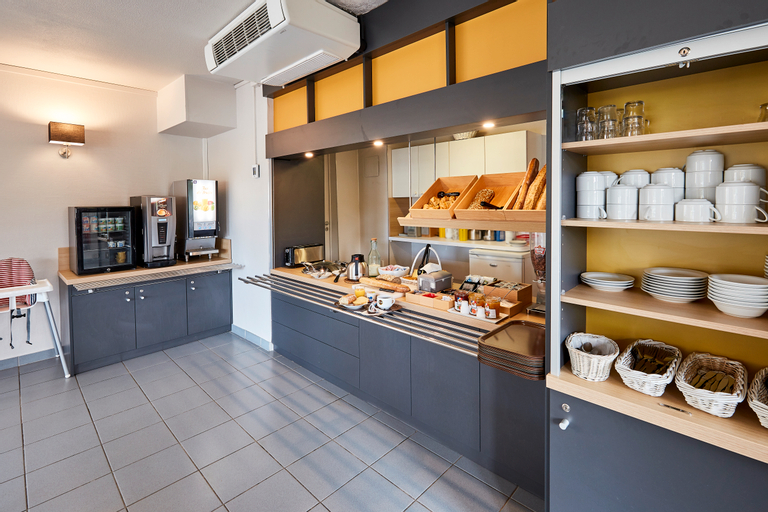 Food & Drinks 5, B&B HOTEL Lyon Caluire Cité Internationale, Rhône