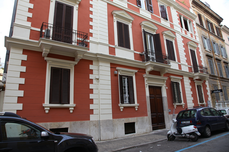 Public Area 2, Residence Maximus, Rome