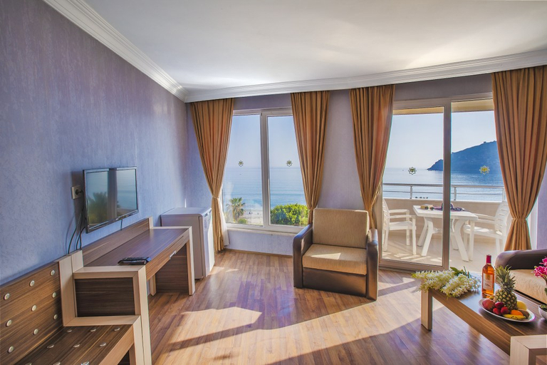 Bedroom 3, Hawaii Suit Beach Hotel, Alanya